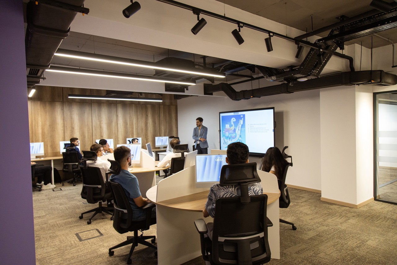 Nazirlər Süni İntellekt Akademiyasında - FOTOLAR